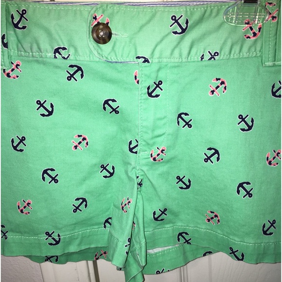 Red Camel Anchor Print Shorts - Picture 2 of 9